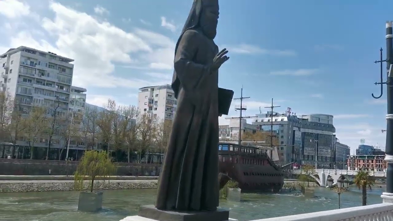 Апел за заштита и санација на оштетените споменици на културата во градот Скопје.